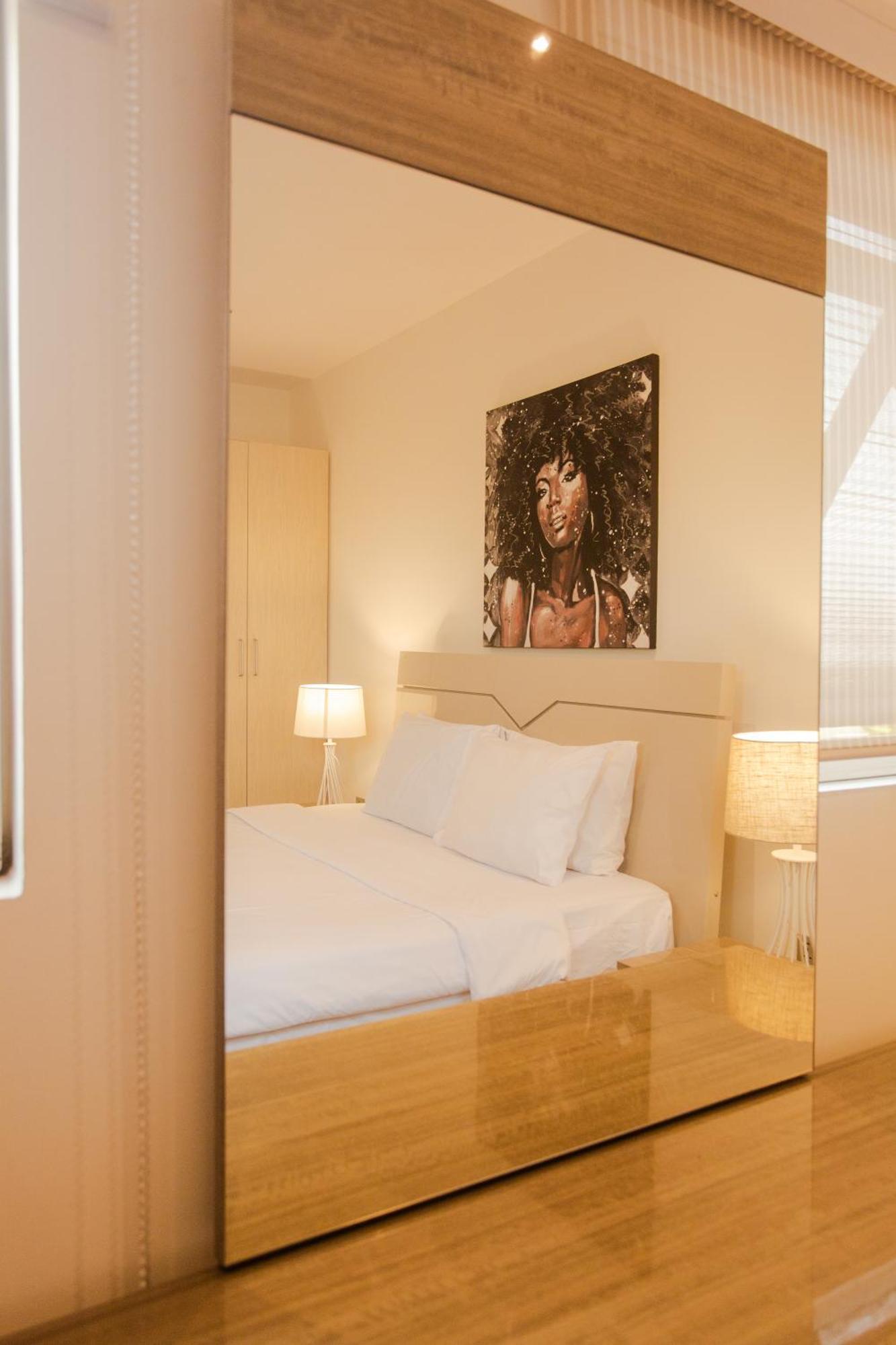Accra Luxury Apartments @ Pine Court Ngoại thất bức ảnh